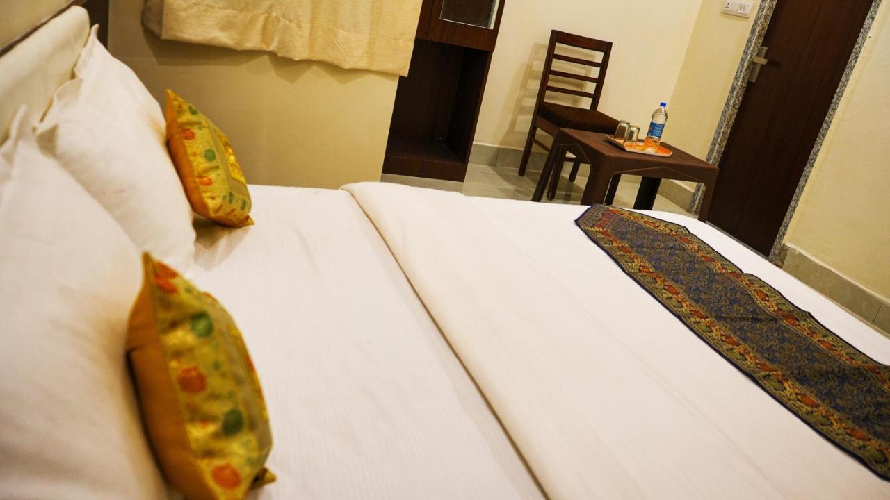 Hotel Veer Palace Near Udaipole 烏代浦 外观 照片
