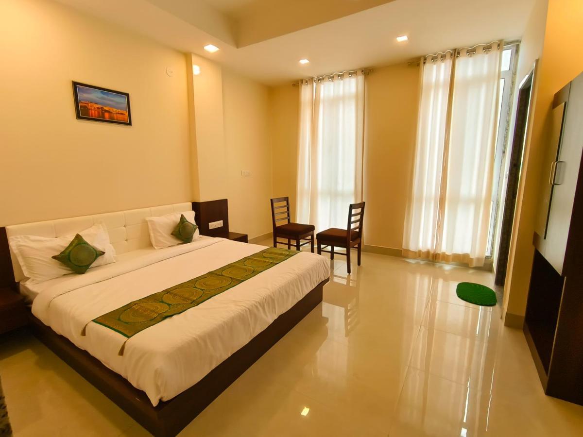Hotel Veer Palace Near Udaipole 烏代浦 外观 照片