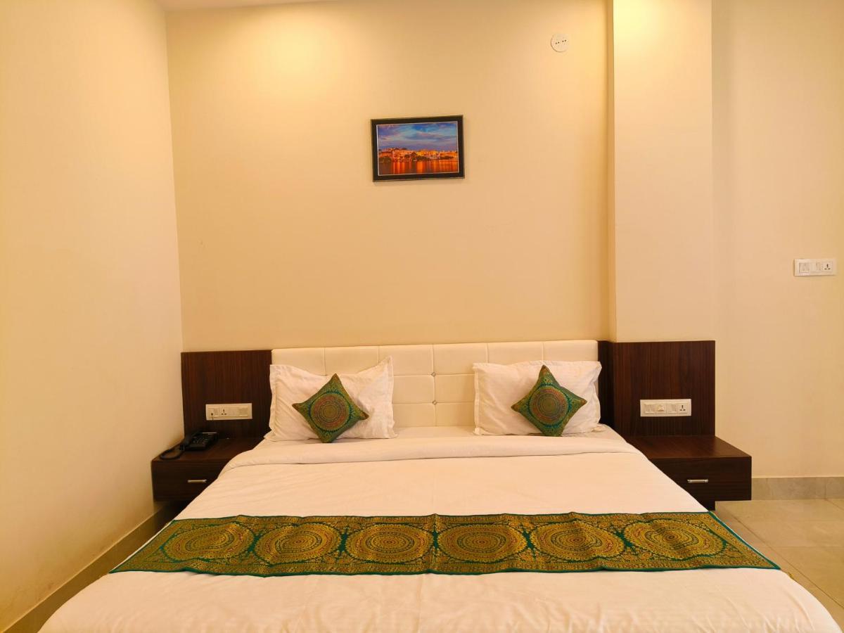 Hotel Veer Palace Near Udaipole 烏代浦 外观 照片