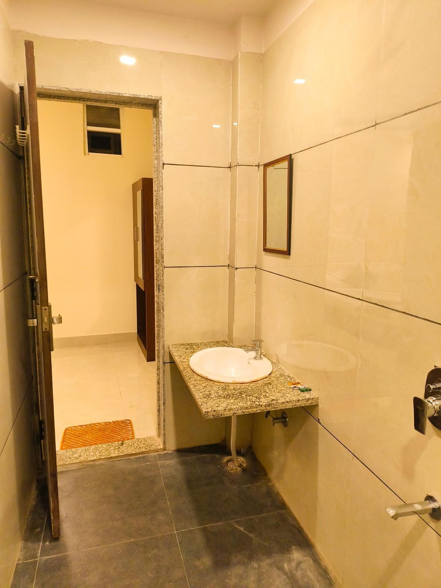 Hotel Veer Palace Near Udaipole 烏代浦 外观 照片